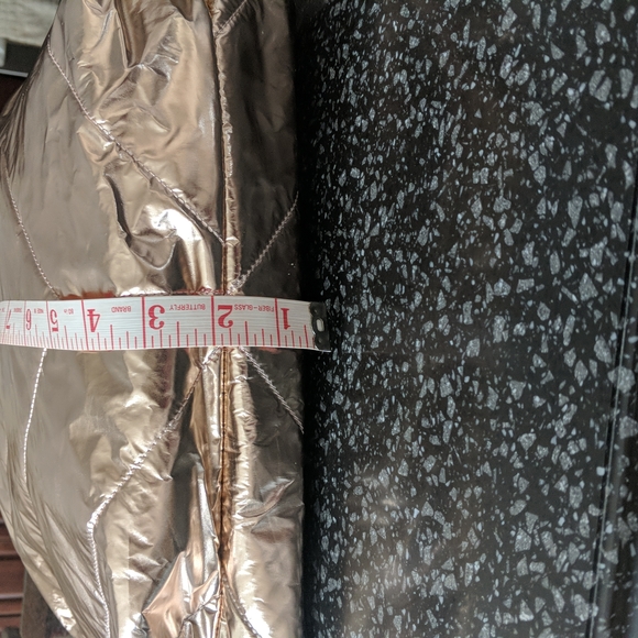 Victoria's Secret Rose Gold Metallic Puffer Tote Bag - Picture 7 of 7